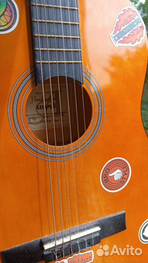 Классическая гитара шестиструнная