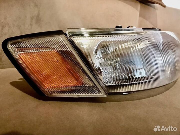 Фары / Повторители (Новые) Комплект Mark 2 jzx90