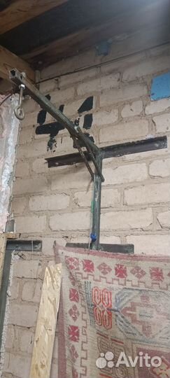 Боксерская груша и перчатки