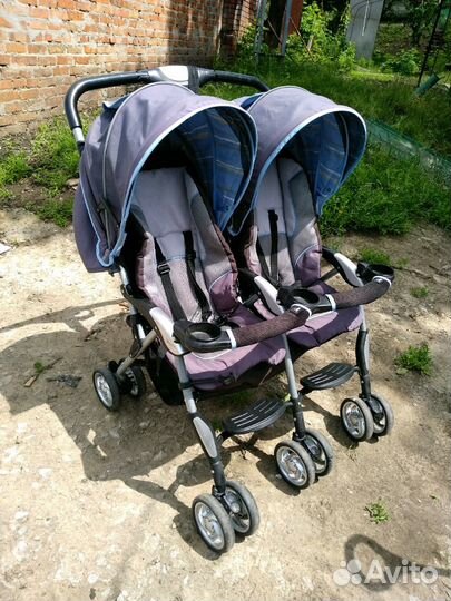 Коляска для двойни