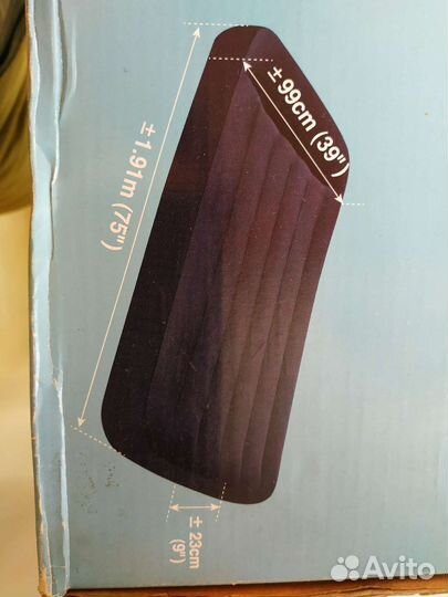 Надувной матрас со встроенным насосом