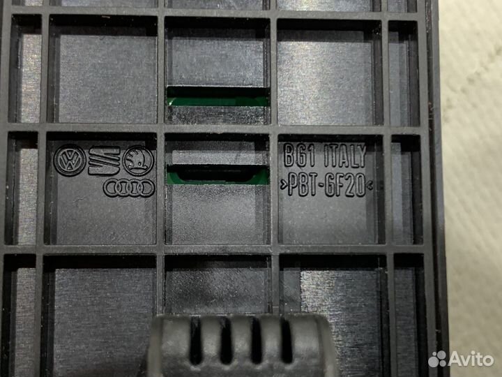 Блок кнопки стеклоподъемника Audi A7 4G