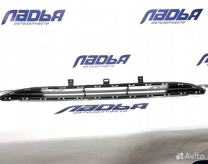 Решетка бампера Hyundai Solaris(17-20) нижняя