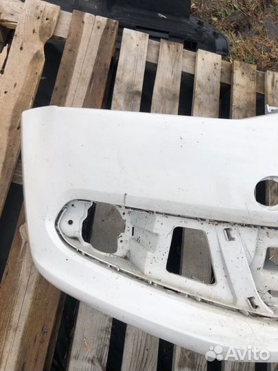 Бампер передний Volkswagen Polo 2011- седан 1.6