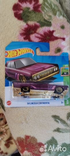 Hot wheels машинки