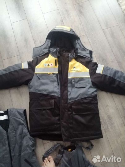 Продам спецодежду зима