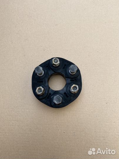 Муфта карданного вала Mercedes w208 kompressor