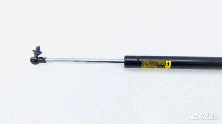 Б/У Амортизатор багажника Состояние отличное