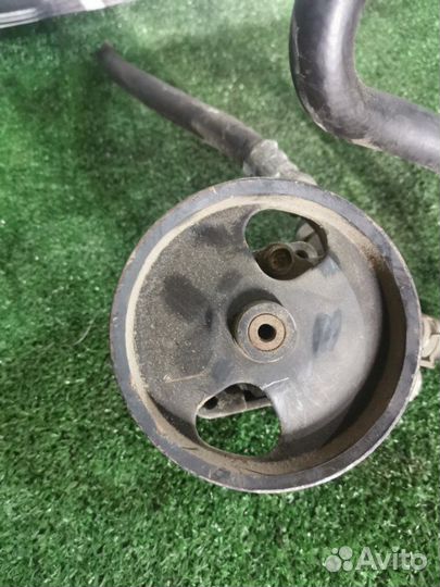 Насос гидроусилителя руля Nissan Almera 1.6 QG16