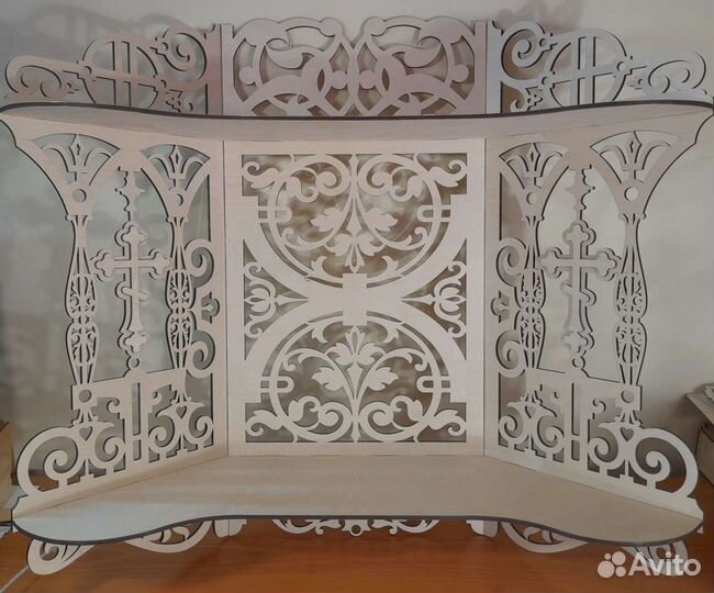 Полка для икон