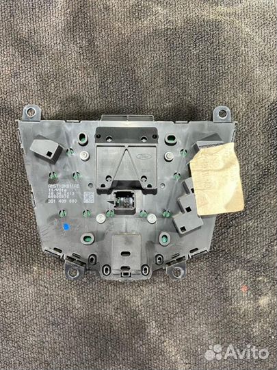 Блок управления магнитолой Ford Focus 3 2011 CB8