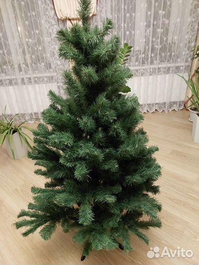 Ель искуственная