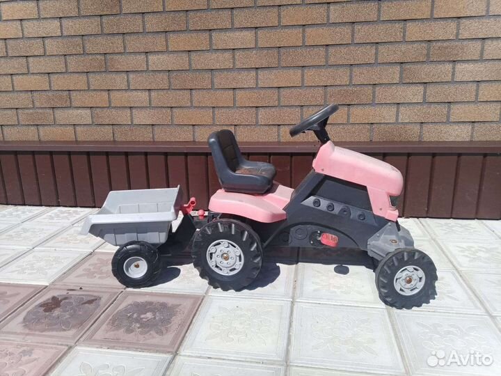 Peg perego трактор