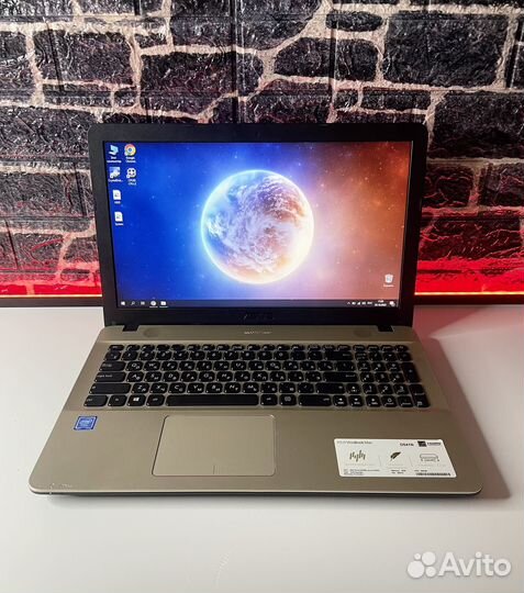 Как новый asus/N3350/4Gb/HDD500