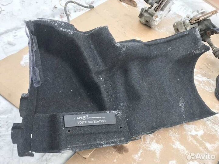 Обшивка багажника левая Toyota Camry ACV30