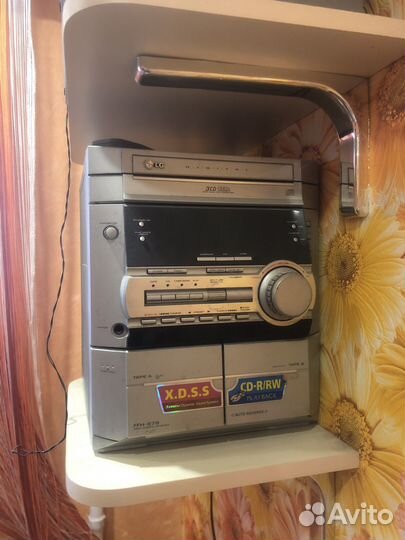 Музыкальный центр LG FFH-879