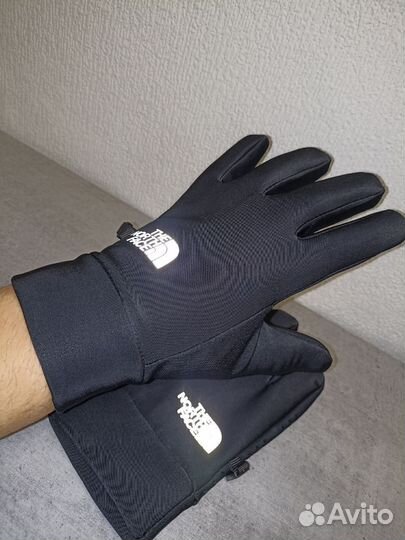 Перчатки the north face
