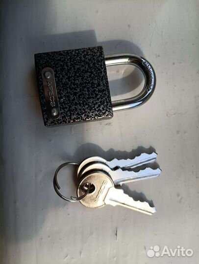 Тросовый замок с ключом для коляски, велосипеда