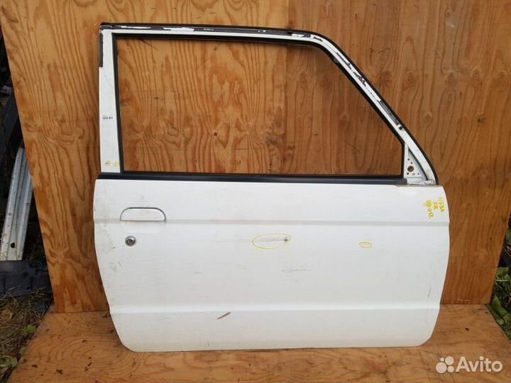 Дверь боковая прав. перед. mitsubishi pajero mini