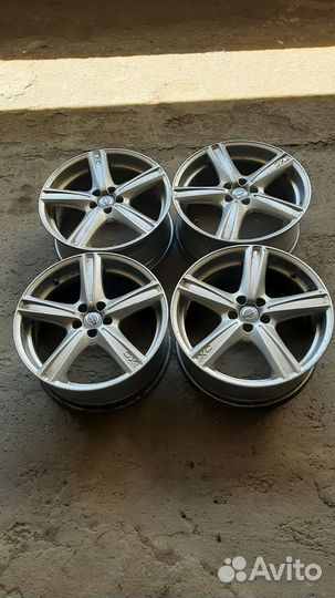 Алюминиевые диски Vulcanis 8 x19