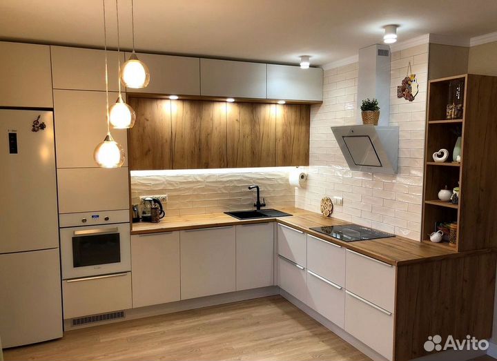 Кухня в потолок на заказ в Ялте