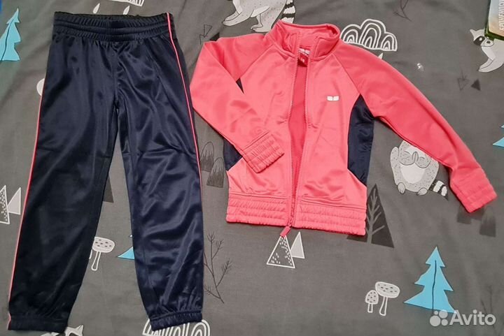 Костюм спортивный