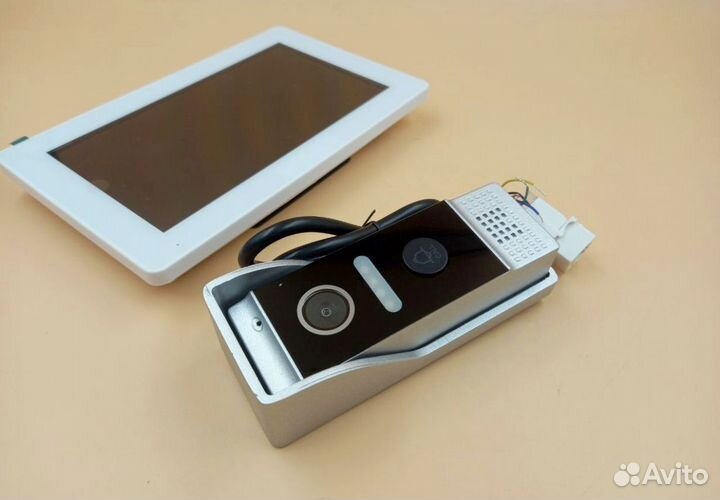 Камера видеонаблюдения,домофон