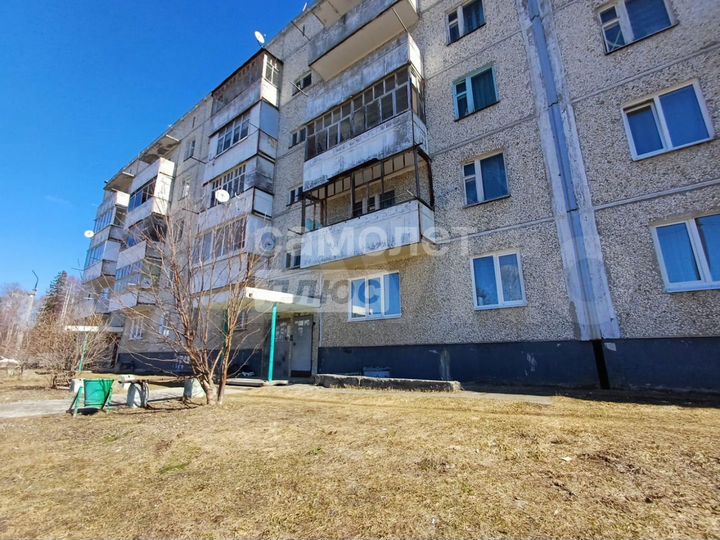 2-к. квартира, 50 м², 1/5 эт.