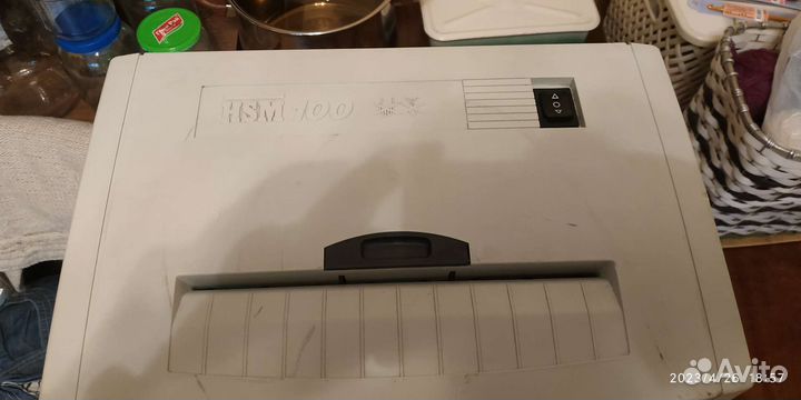 Уничтожитель бумаги шредер HSM