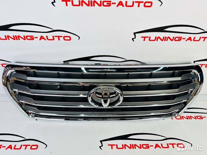 Решетка радиатора Toyota Land Cruiser 200 X9319