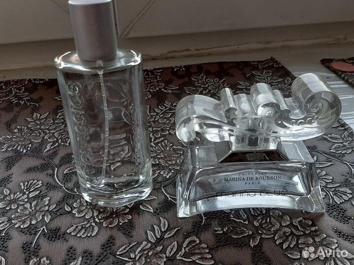 Пустые флаконы от парфюма