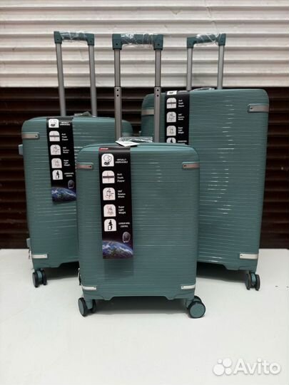 Чемодан на колесах