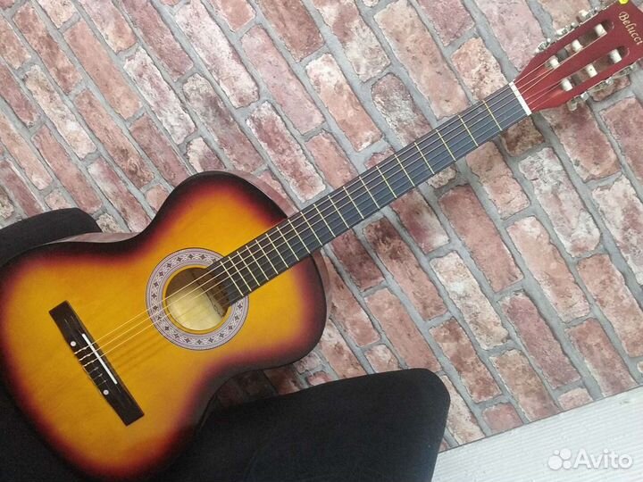 Гитара новая классическая