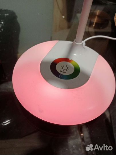 LED Лампа настольная с меняющейся подсветкой