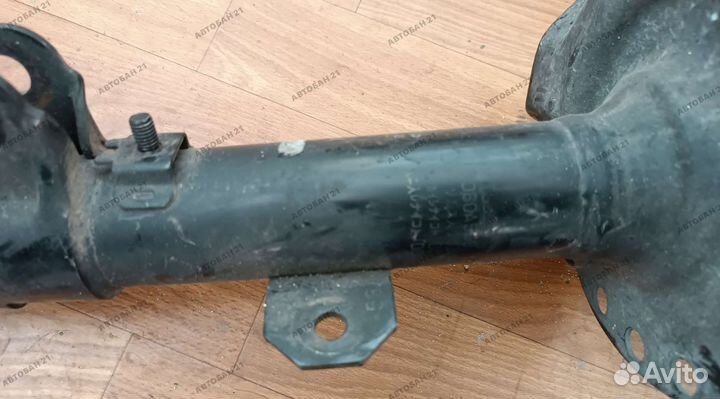 Амортизатор левый mitsubishi outlander 3