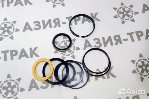 Ремкомплект гидроцилиндра рукояти Komatsu PC40-7