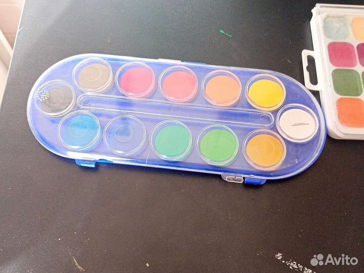 Краски акварель и гуашь б/у