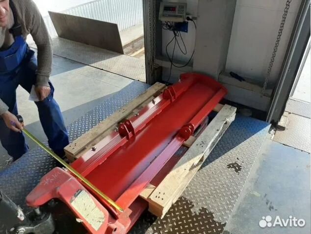 Отвал для снега на трактор 1,5 м