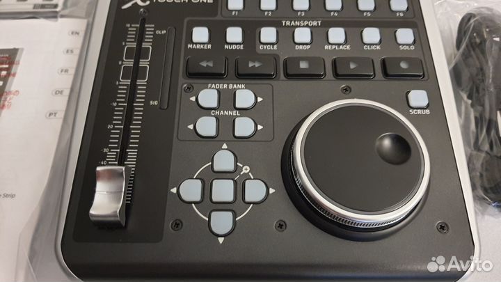 Миди-контроллер behringer X-touch ONE