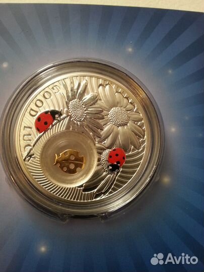 Монета Божья коровка На счастье Ниуэ 2012 год