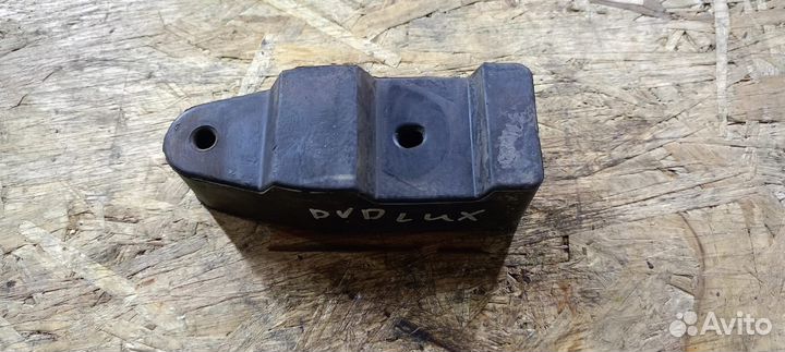 Демпфер правый Luxgen 7