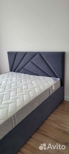 Кровать двухспальная 160х200 Гриф