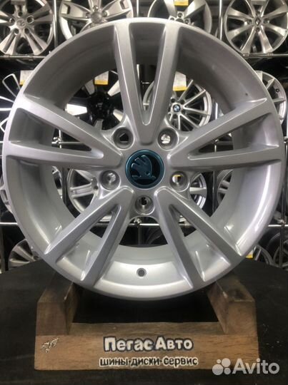 Новый Диск литой Repley 15 5 112 ет50 Dia57.1 4шт