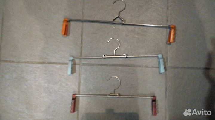 Вешалки для брюк и юбок