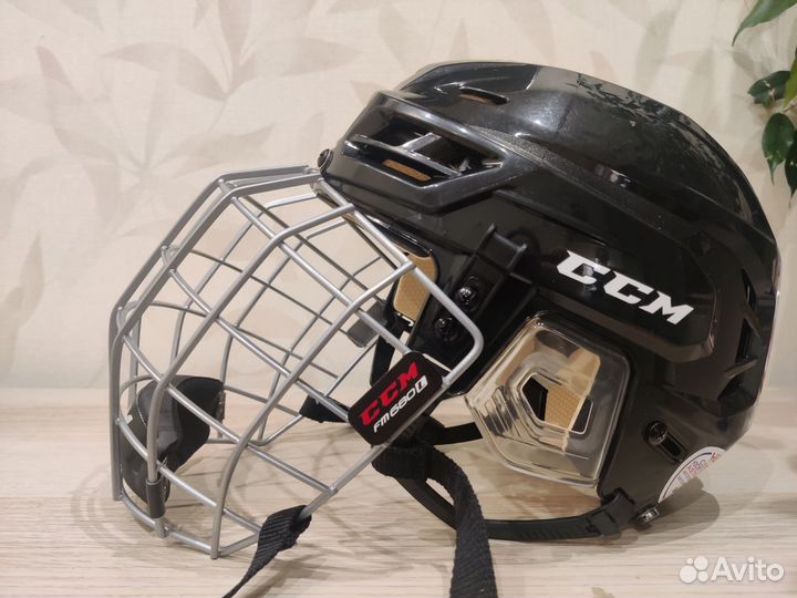 Шлем хоккейный взрослый ccm