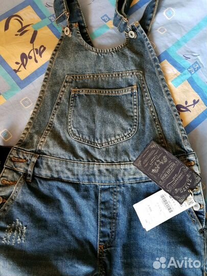 Комбинезон джинсовый