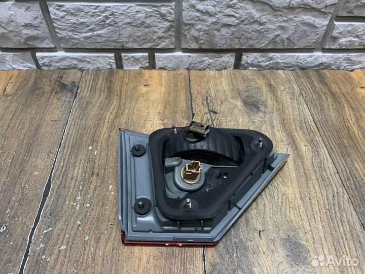 LADA Vesta Фонарь задний внутренний правый