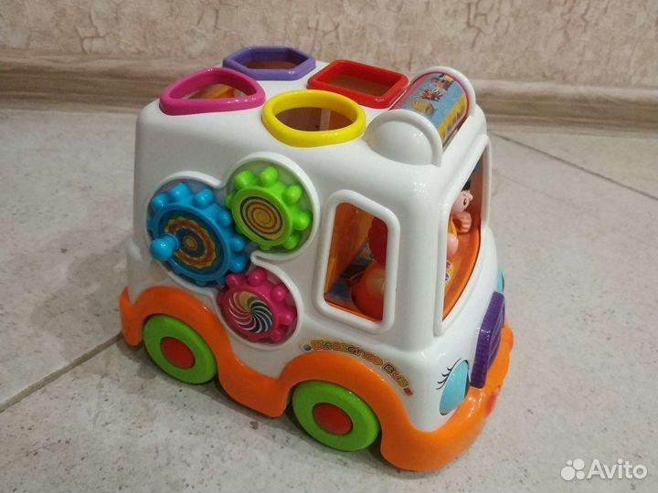 Игрушка автобус