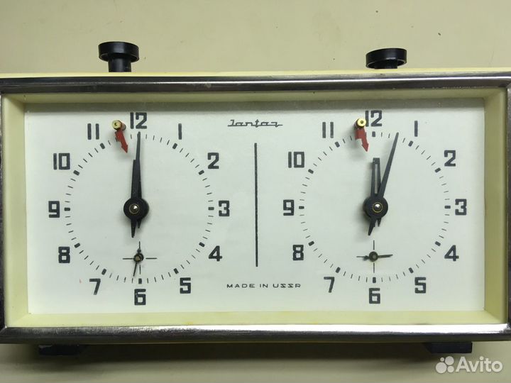 Часы шахматные янтарь СССР механические