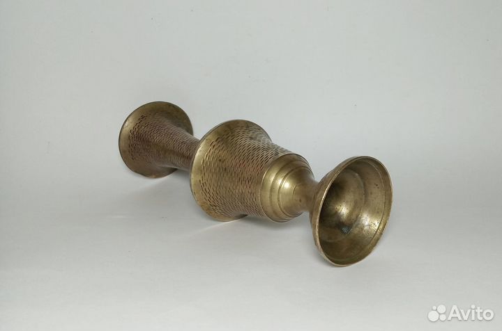 Ваза из латуни